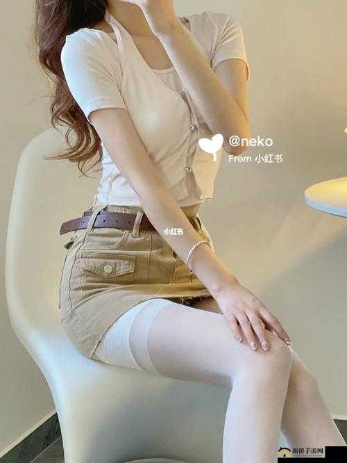 坐男朋友腿上应该穿短裤还是裙子之探讨