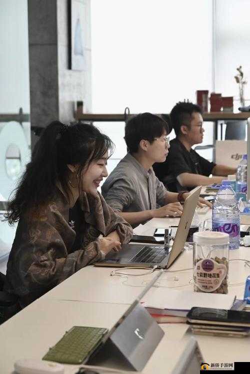 开会时一直将其放里面