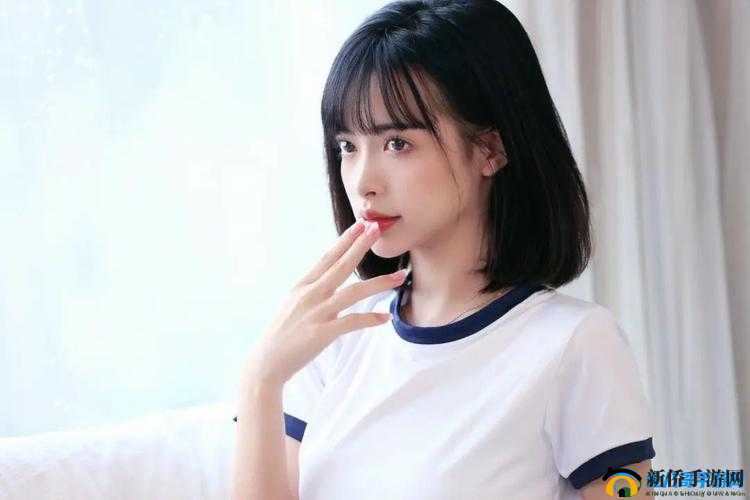 国色天香精品一卡二卡三卡：视觉与情感的双重盛宴