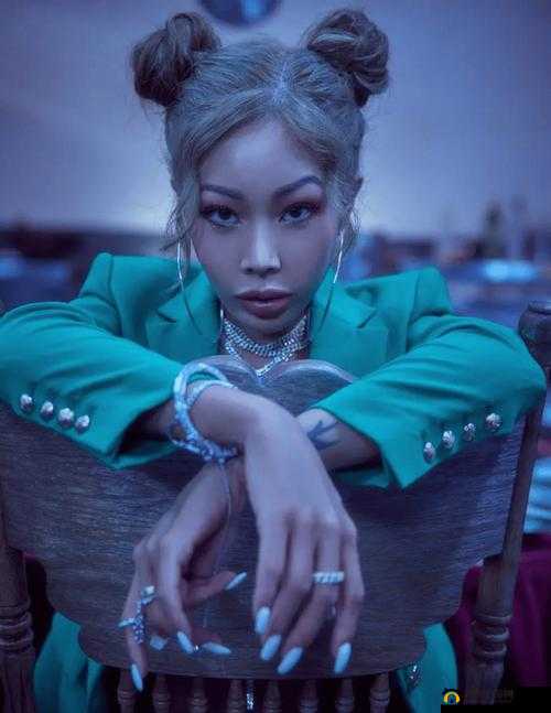 中国大陆女人 RAPPER：舞台上的魅力绽放