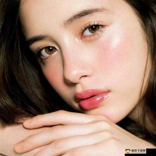 日系裸妆女士静脉曲张是什么得的原因分析