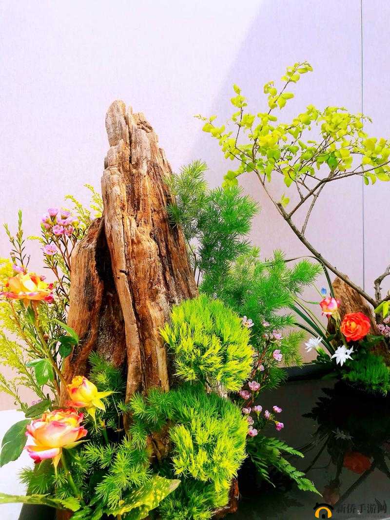 二曲亭亭玉女峰邻水插花像谁用：唯美画面的猜想