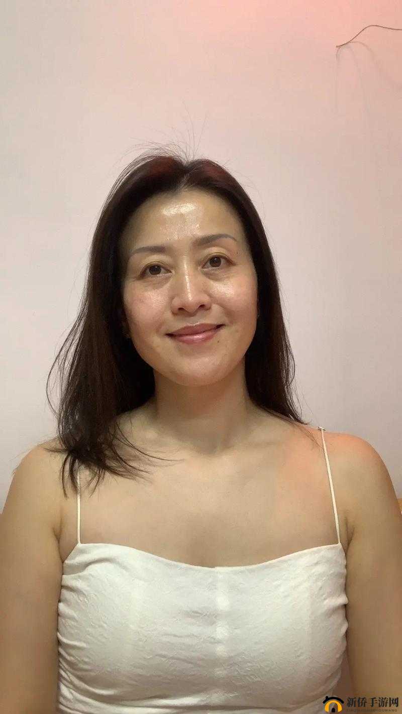 老阿姨看小鲜肉心动：幽默的心动时刻