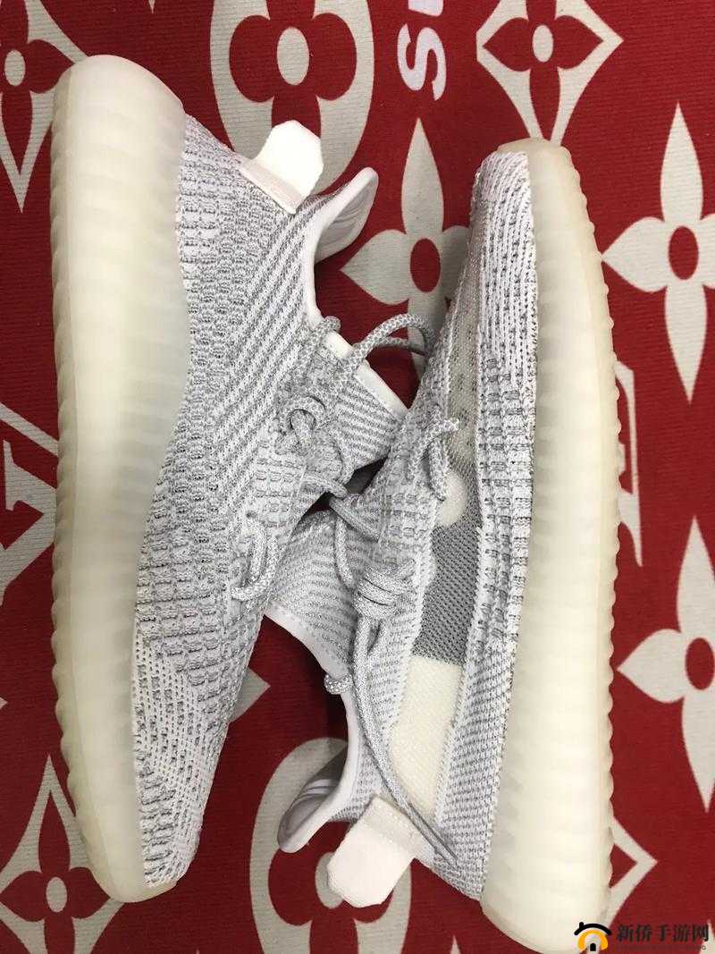 yeezy 蜜桃满天星：价格大揭秘