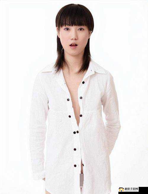 张筱雨人体艺术写真：展现女性之美