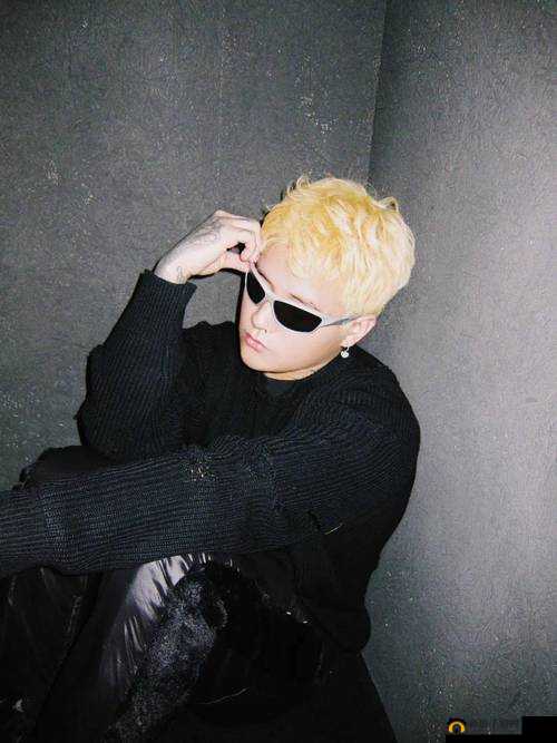 日本 16 岁 rapper 的由来及背后不为人知的故事