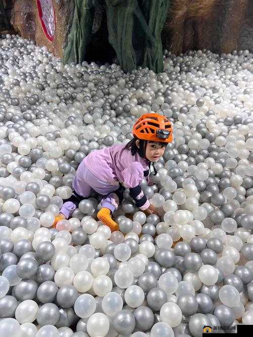 当可爱幼崽遇上趣味生活，会碰撞出怎样的火花？跟随镜头，一起探索儿童幼崽的奇妙世界