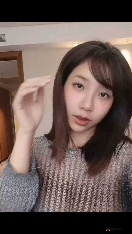 吴梦梦到粉丝家实战华中在线观看：真实互动与精彩瞬间全记录，粉丝必看