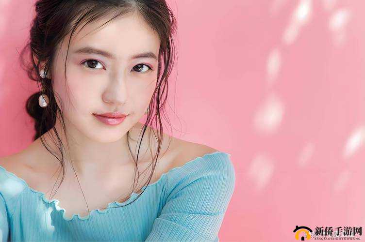 日本美女大胆人体艺术写真视频，太惊艳了日本艺人私密视频流出，究竟是谁在偷拍？日本经典爱情动作片视频，你看过吗？