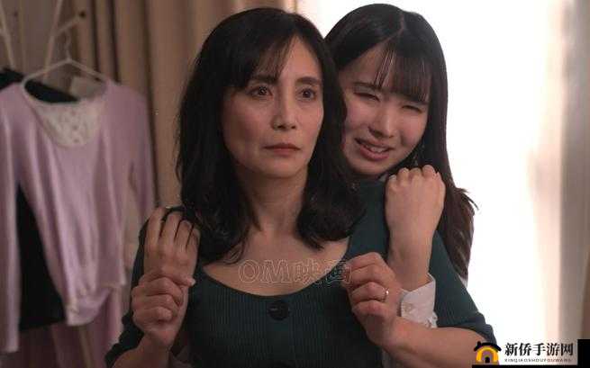 里枝平岗子三部曲是里枝三部曲，由里枝平岗子主演，三部曲分别是AV 帝王新·仁义的墓场新·仁义的墓场 ～后篇～，请问这三部曲按照什么顺序观看？